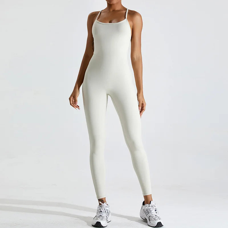 Macacão de ioga feminino – sem costas e com efeito push up.