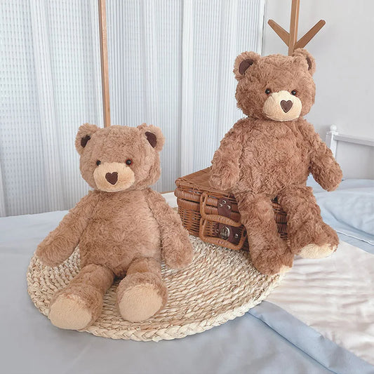 Urso de pelúcia cacheado – brinquedo fofo e decorativo