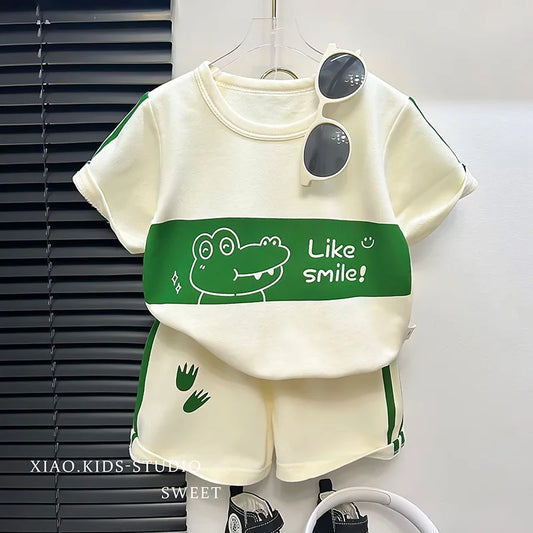 Conjunto infantil masculino: blusa e short para o verão