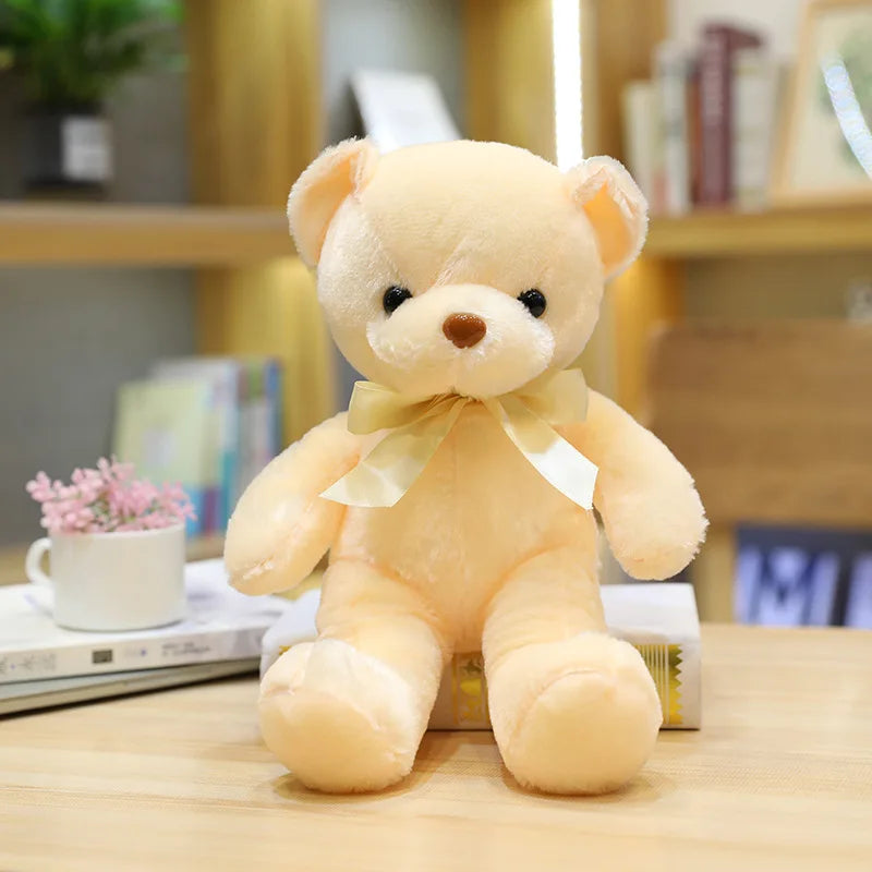 Gato Kawaii de pelúcia – brinquedo fofo e macio.