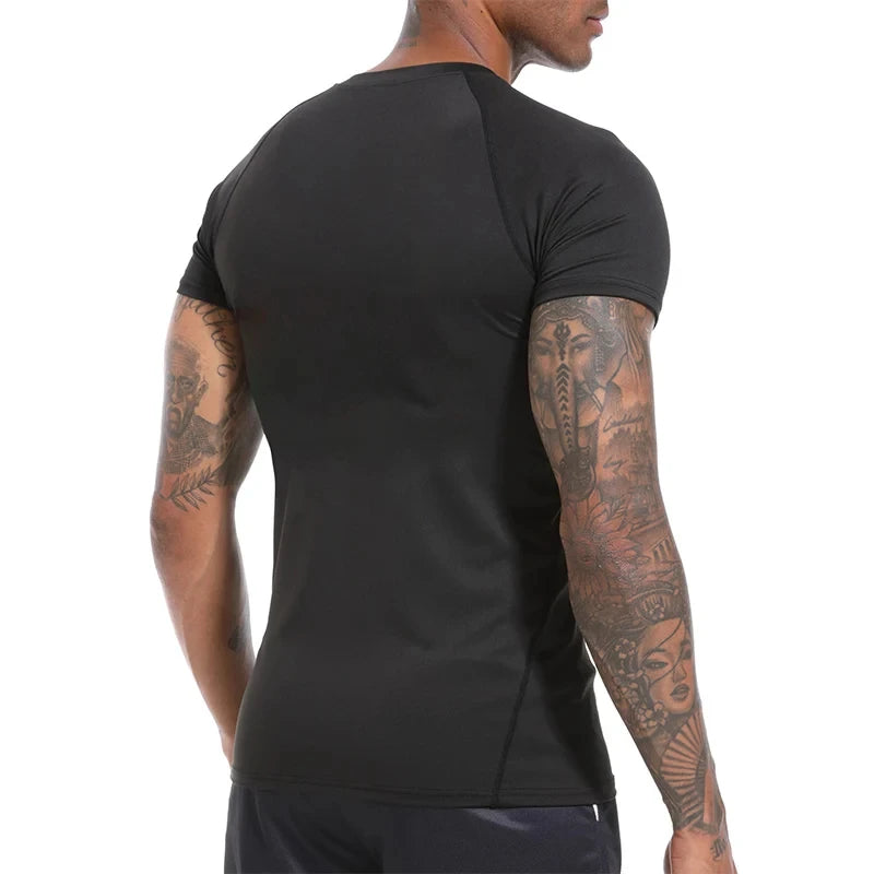 Camiseta de compressão masculina – treino e secagem rápida.
