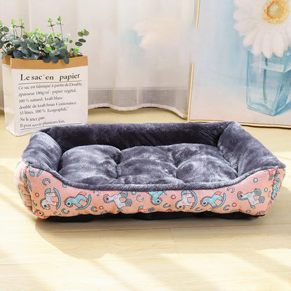 Camas e acessórios para pets – cães e gatos de todos os tamanhos.
