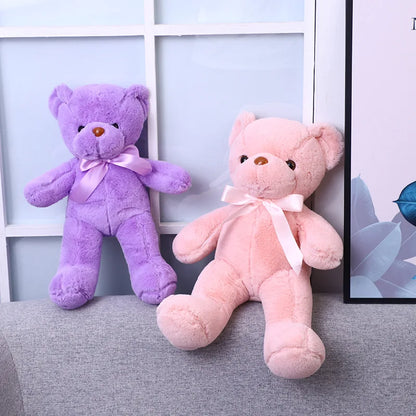 Gato Kawaii de pelúcia – brinquedo fofo e macio.