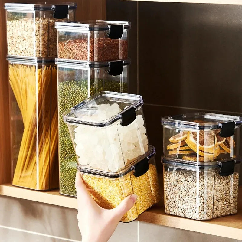Recipientes Herméticos e Empilháveis para Armazenamento de Alimentos